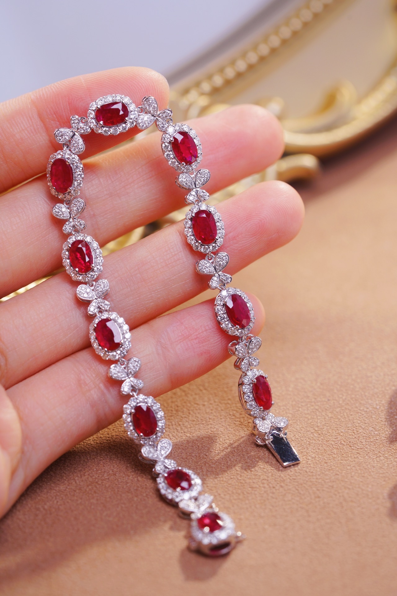 18k Gold Bracelet, Ruby Bracelet, Oval Ruby 5.50ct, Natural Diamond 2.50ct