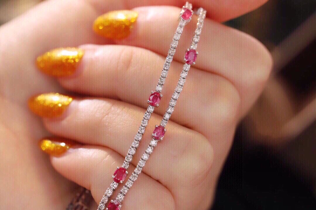 18k Gold Bracelet, Ruby Bracelet, Oval Ruby 3.00ct, Natural Diamond 2.70ct