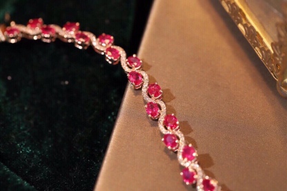 18k Gold Bracelet, Ruby Bracelet, Oval Ruby 6.95ct, Natural Diamond 0.85ct