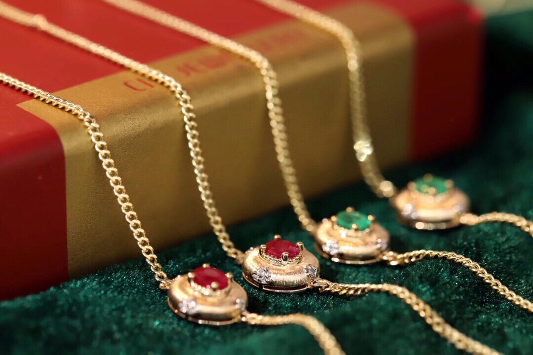 Satin finish 18k Gold Bracelet, Ruby Bracelet, Oval Ruby 0.50ct, Natural Diamond 0.03ct