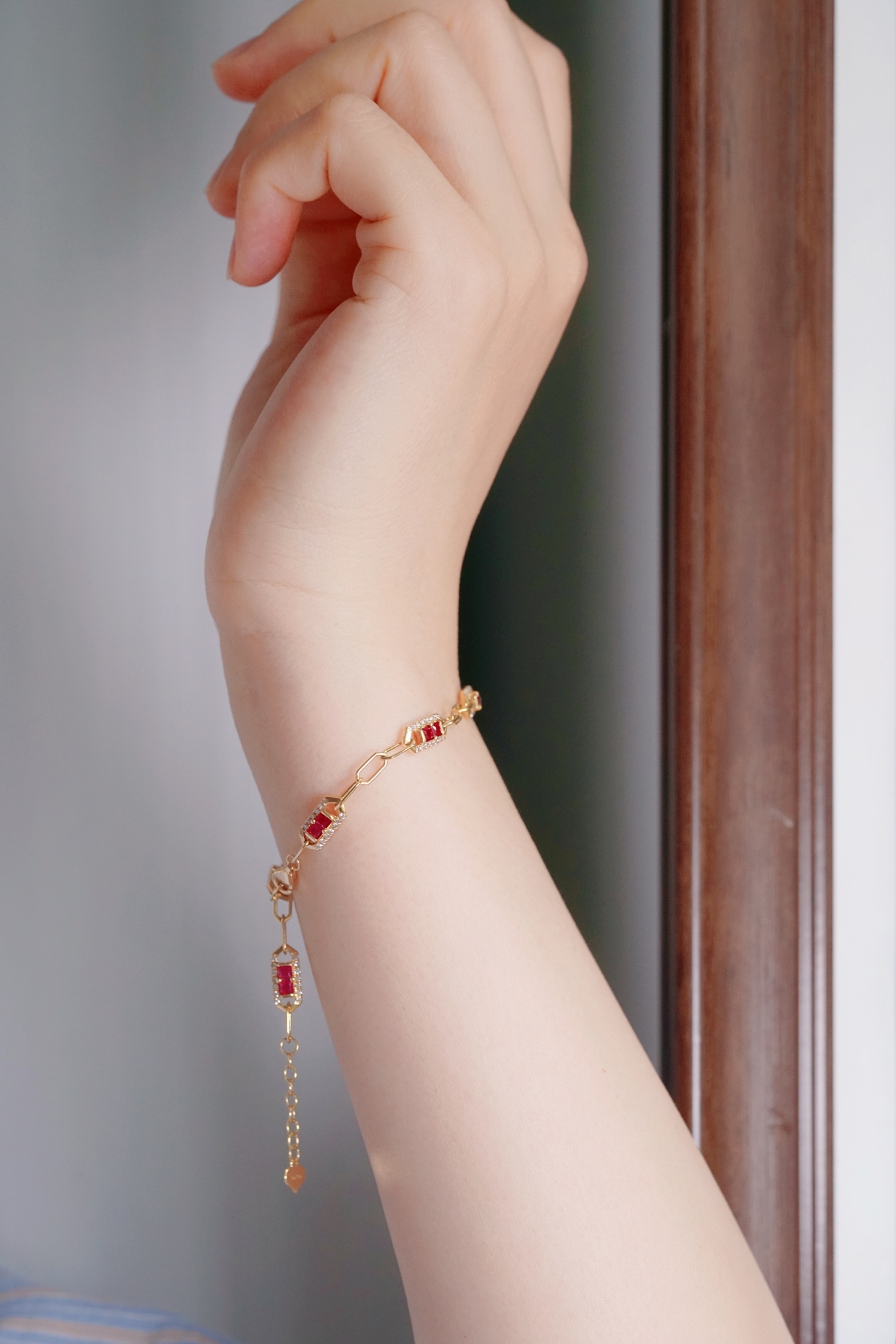 18k Gold Bracelet, Ruby Bracelet, Oval Ruby 1.50ct, Natural Diamond 0.55ct