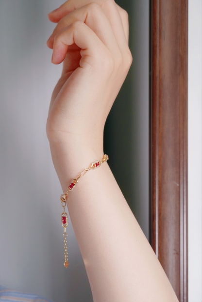 18k Gold Bracelet, Ruby Bracelet, Oval Ruby 1.50ct, Natural Diamond 0.55ct