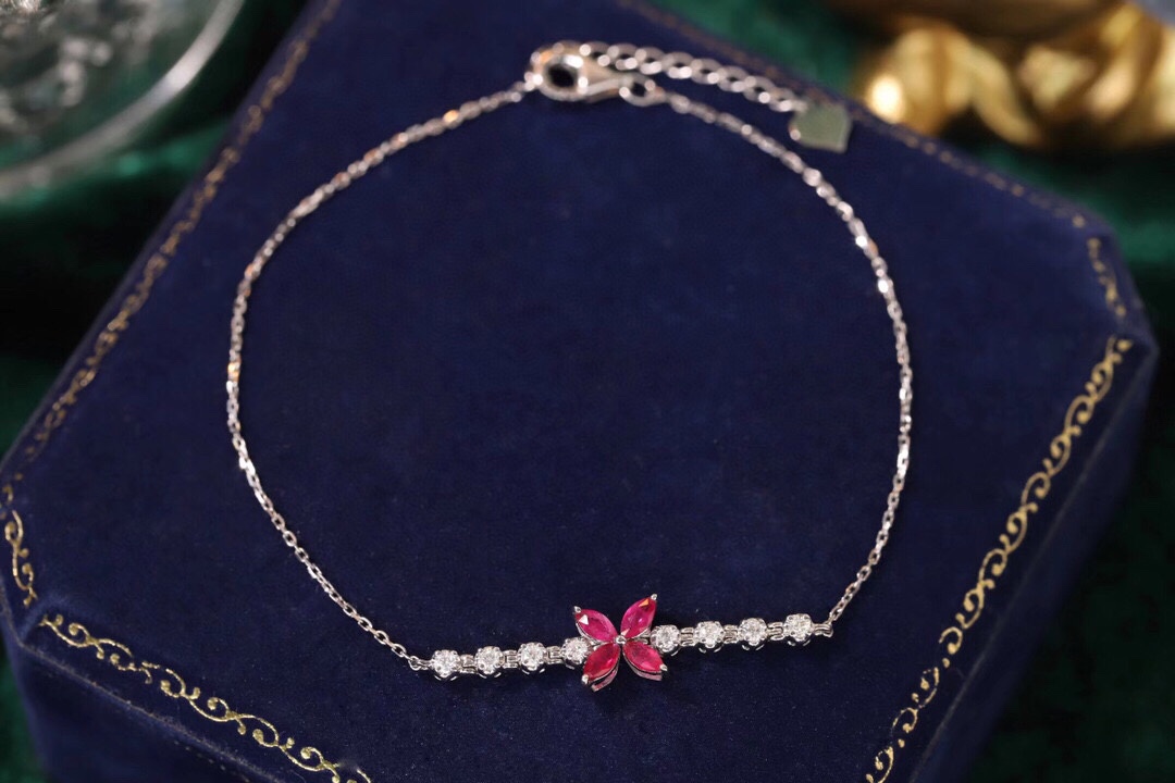 18k Gold Bracelet, Ruby Bracelet with a 0.40ct oval-shaped ruby and a 0.15ct natural diamond