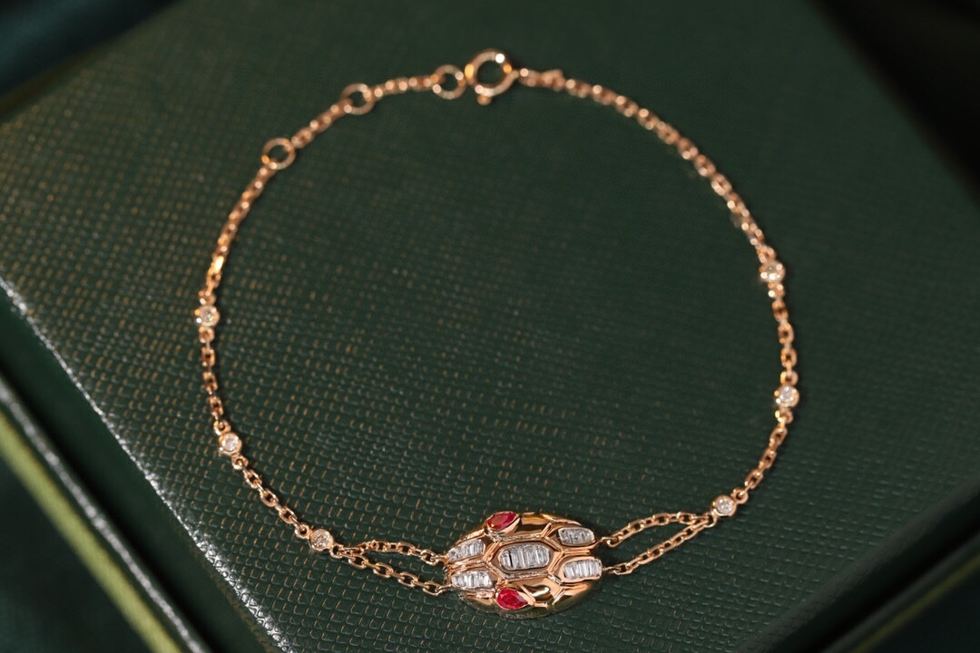 18k Gold Bracelet with Snake Design, Ruby Bracelet featuring a 0.16ct Drop Ruby and a 0.32ct Natural Diamond
