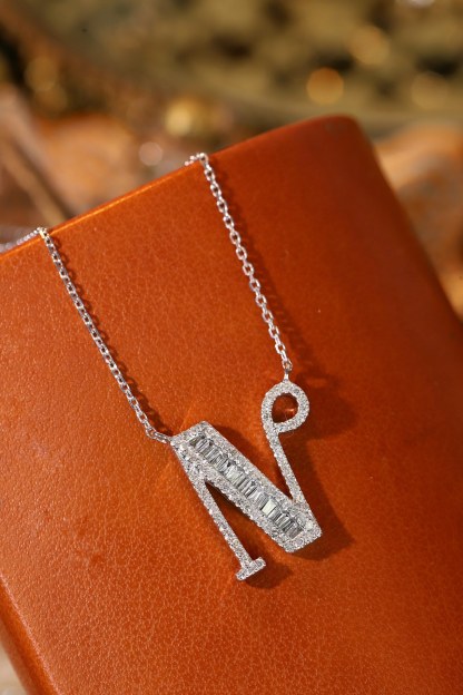 18k Gold Necklace with the Letter "N" Inlaid with 0.40ct Natural Diamond