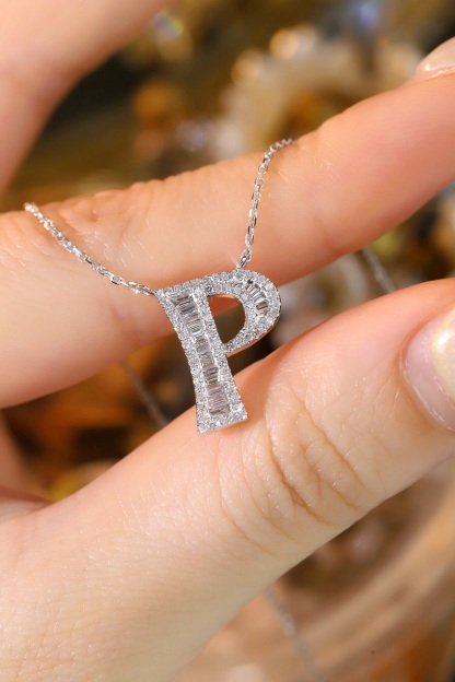 18k Gold Necklace with the Letter "P" Inlaid with 0.38ct Natural Diamond