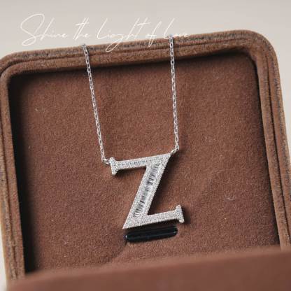 18k Gold Necklace with the Letter "Z" Inlaid with 0.42ct Natural Diamond