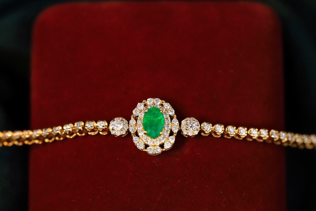 [Copy]18k Gold Bracelet, Luxurious Diamond-Studded Bracelet, Emerald Bracelet with 1.70ct Diamonds