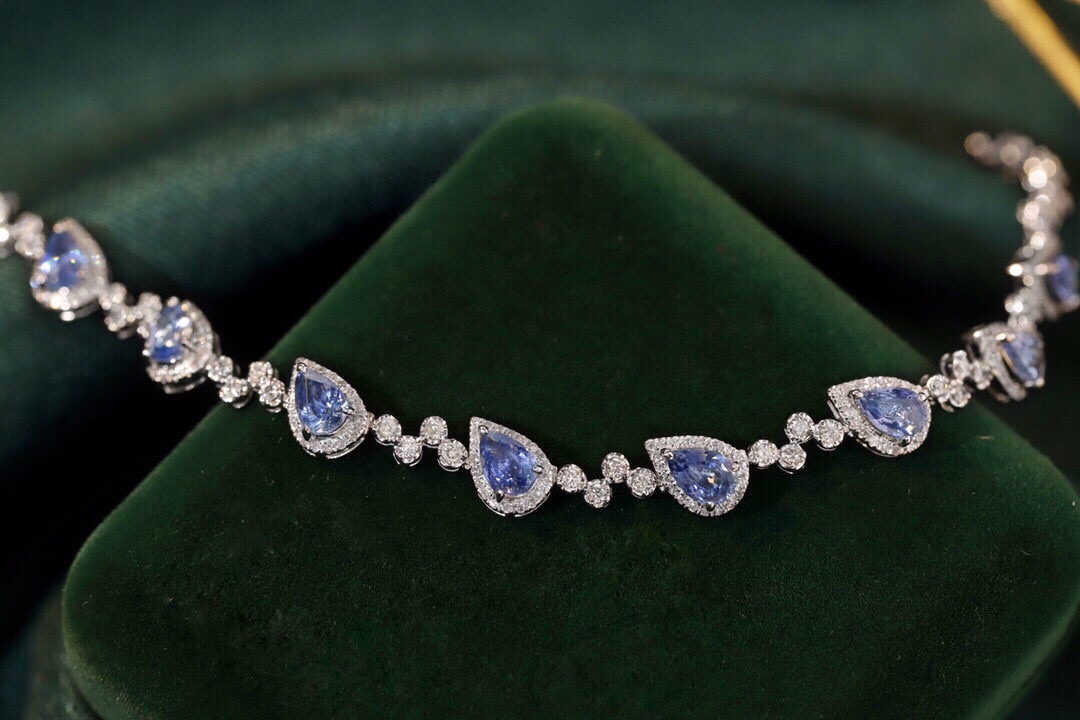 18k Gold Bracelet, Sapphire Bracelet, Drop-shaped Sapphire and Diamond Bracelet Set with 5ct Diamonds