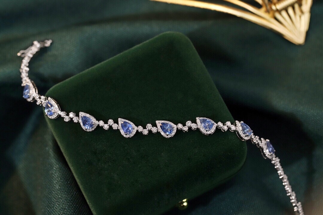 18k Gold Bracelet, Sapphire Bracelet, Drop-shaped Sapphire and Diamond Bracelet Set with 5ct Diamonds