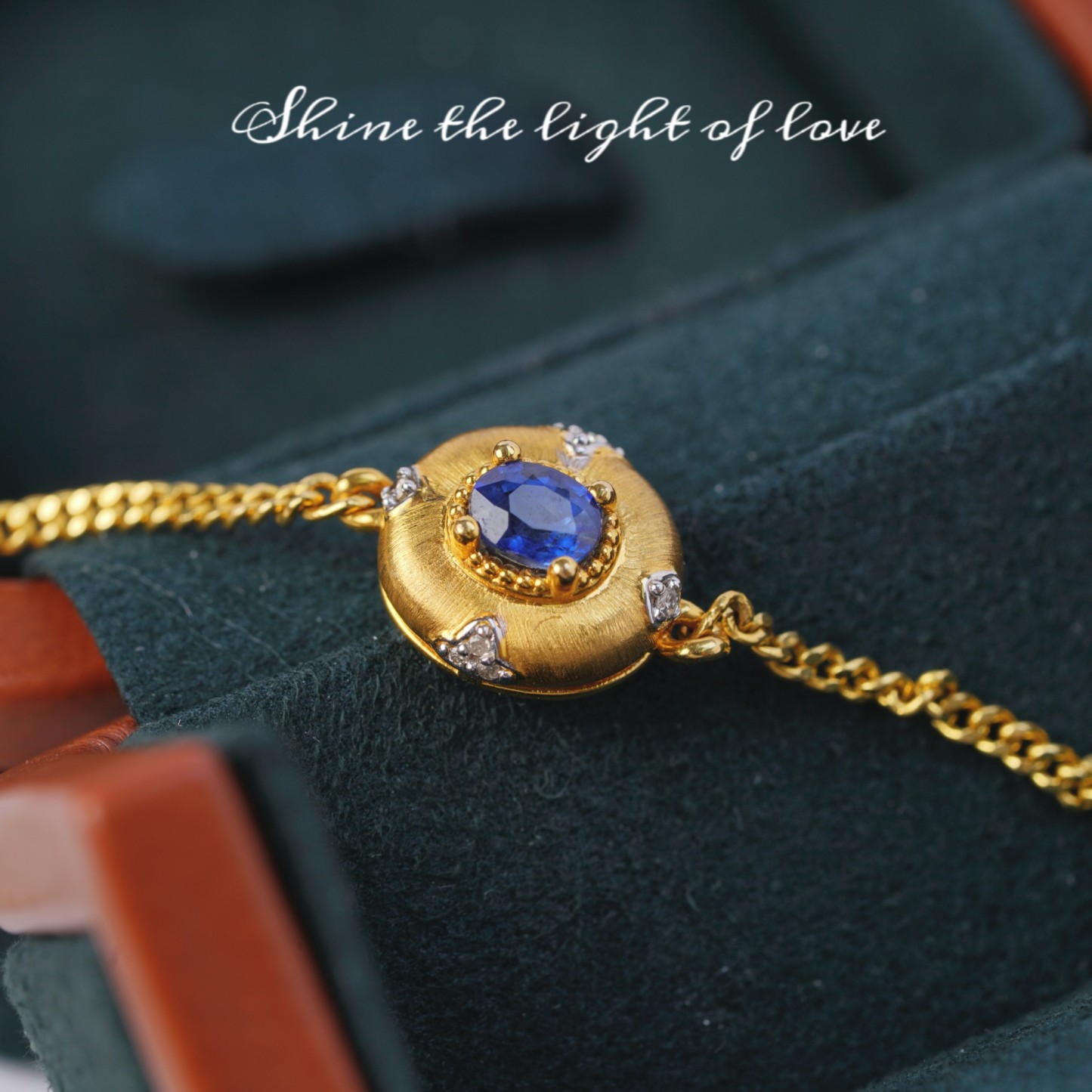 18k Gold Bracelet, Sapphire Bracelet with Polished Surface, Cuban Chain Design, 0.53ct Sapphire and Diamond