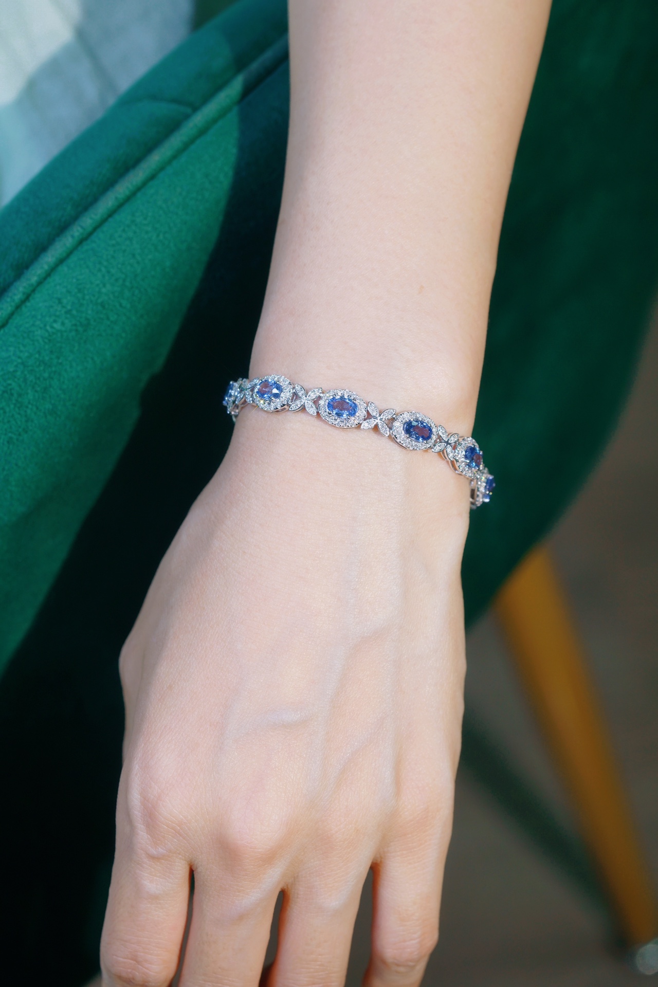 18k Gold Bracelet with Luxuriously Set Sapphires and Diamonds totaling  8.80ct