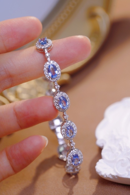 18k Gold Bracelet with Luxuriously Set Sapphires and Diamonds totaling  8.60ct