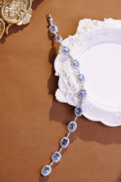 18k Gold Bracelet with Luxuriously Set Sapphires and Diamonds totaling  8.60ct