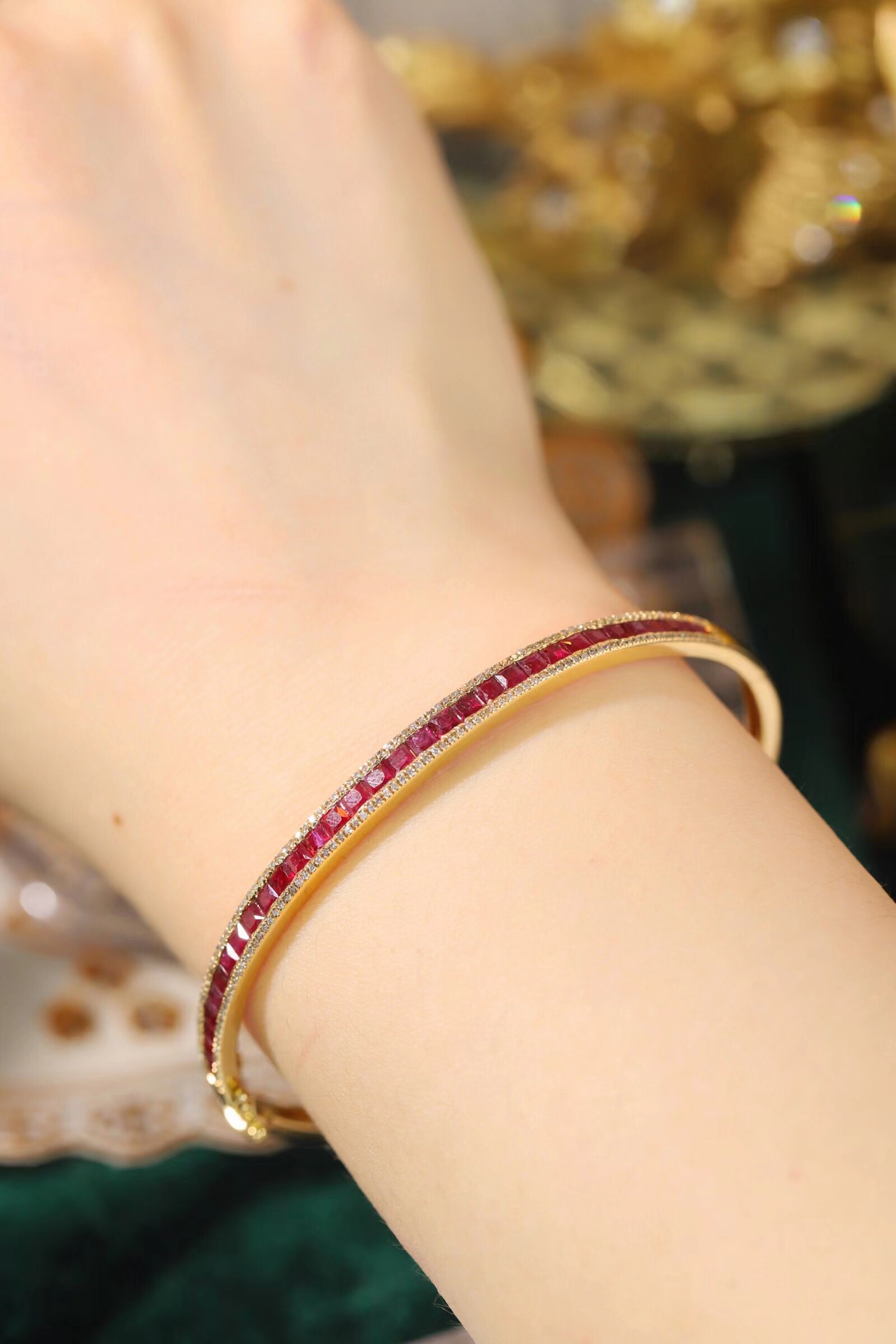 18k Gold Ruby Diamond Bracelet with Bezel Setting, Luxurious Circle of 2.96ct Blue Ruby