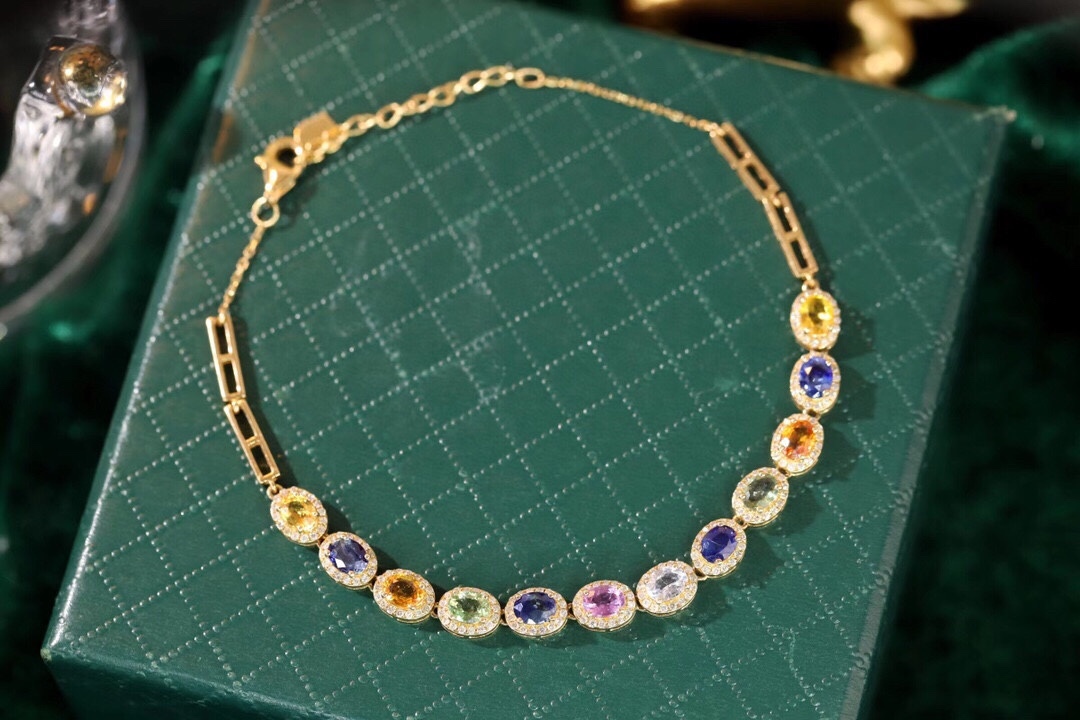 18k Gold Bracelet with Fancy Sapphires and Natural Diamonds – 0.60ct Fancy Sapphires and 4.08ct Diamonds