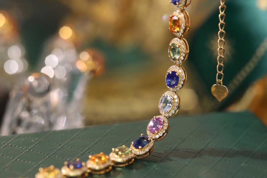 18k Gold Bracelet with Fancy Sapphires and Natural Diamonds – 0.60ct Fancy Sapphires and 4.08ct Diamonds
