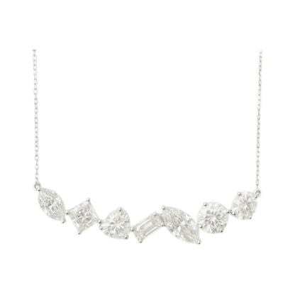 10K gold 3.20-carat laboratory-grown diamond necklace, consisting of various cut diamonds