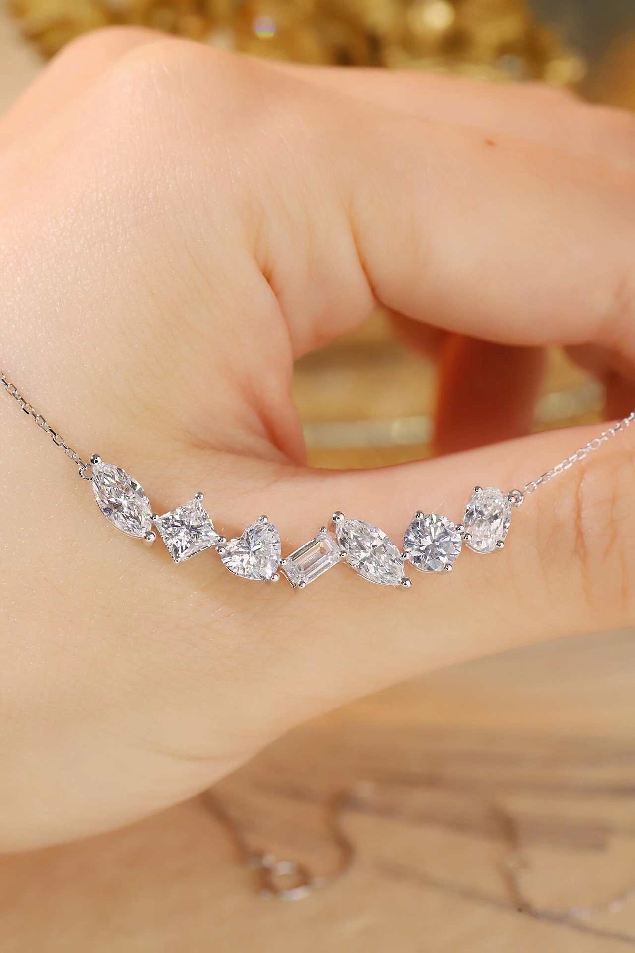 10K gold 3.20-carat laboratory-grown diamond necklace, consisting of various cut diamonds