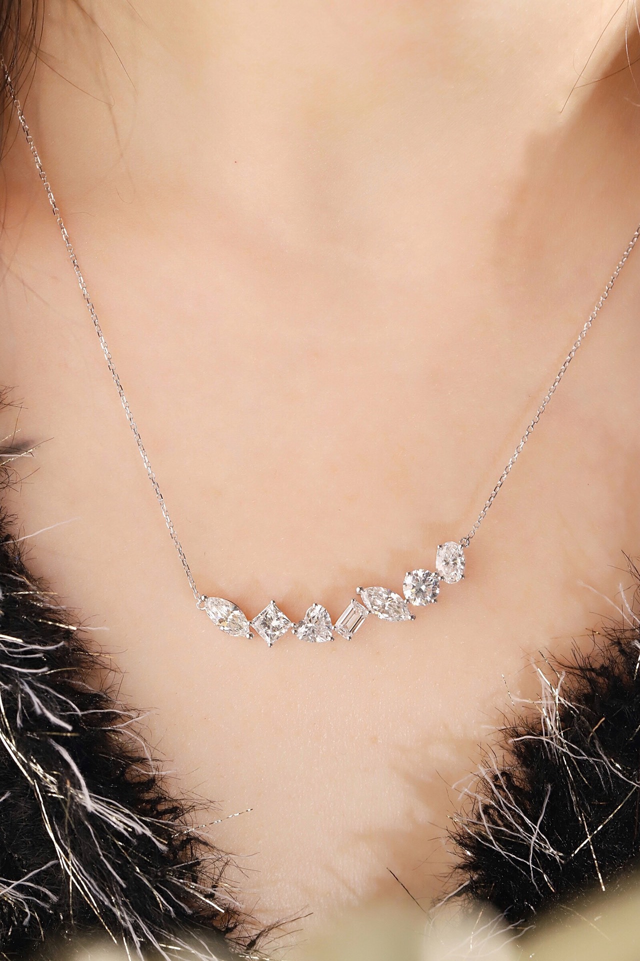 10K gold 3.20-carat laboratory-grown diamond necklace, consisting of various cut diamonds