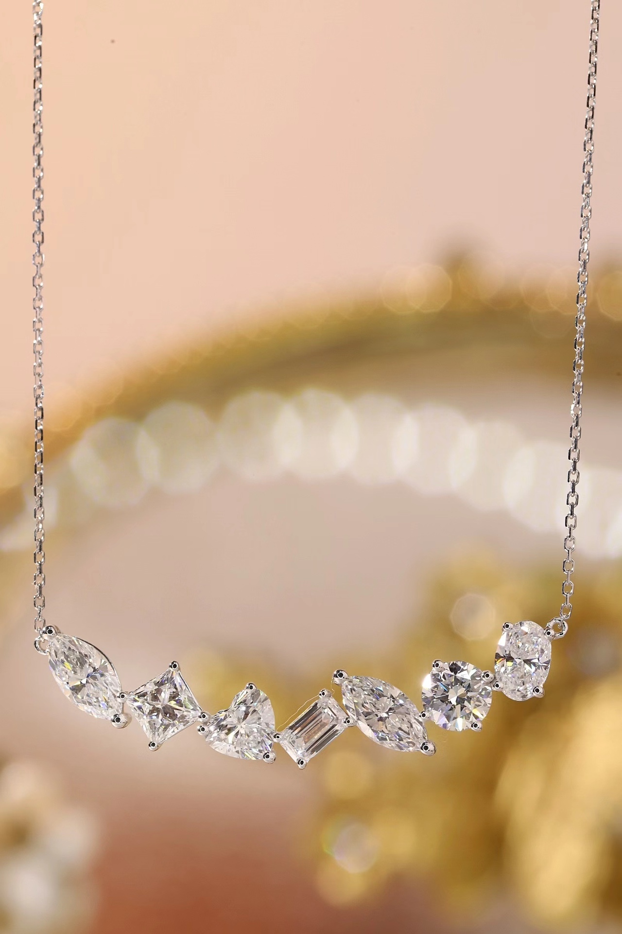 10K gold 3.20-carat laboratory-grown diamond necklace, consisting of various cut diamonds