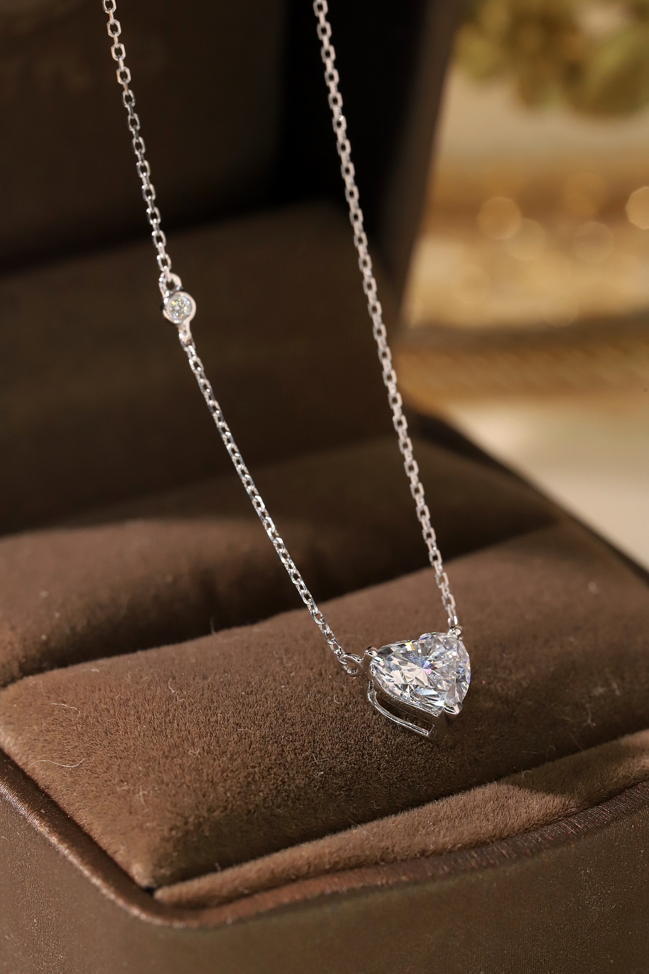10k Gold Necklace with 1-carat Heart-Shaped Diamond, Lab-Grown