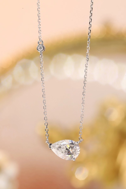 10k Gold Necklace with 1.10ct Laboratory-Grown Diamond in Teardrop Shape