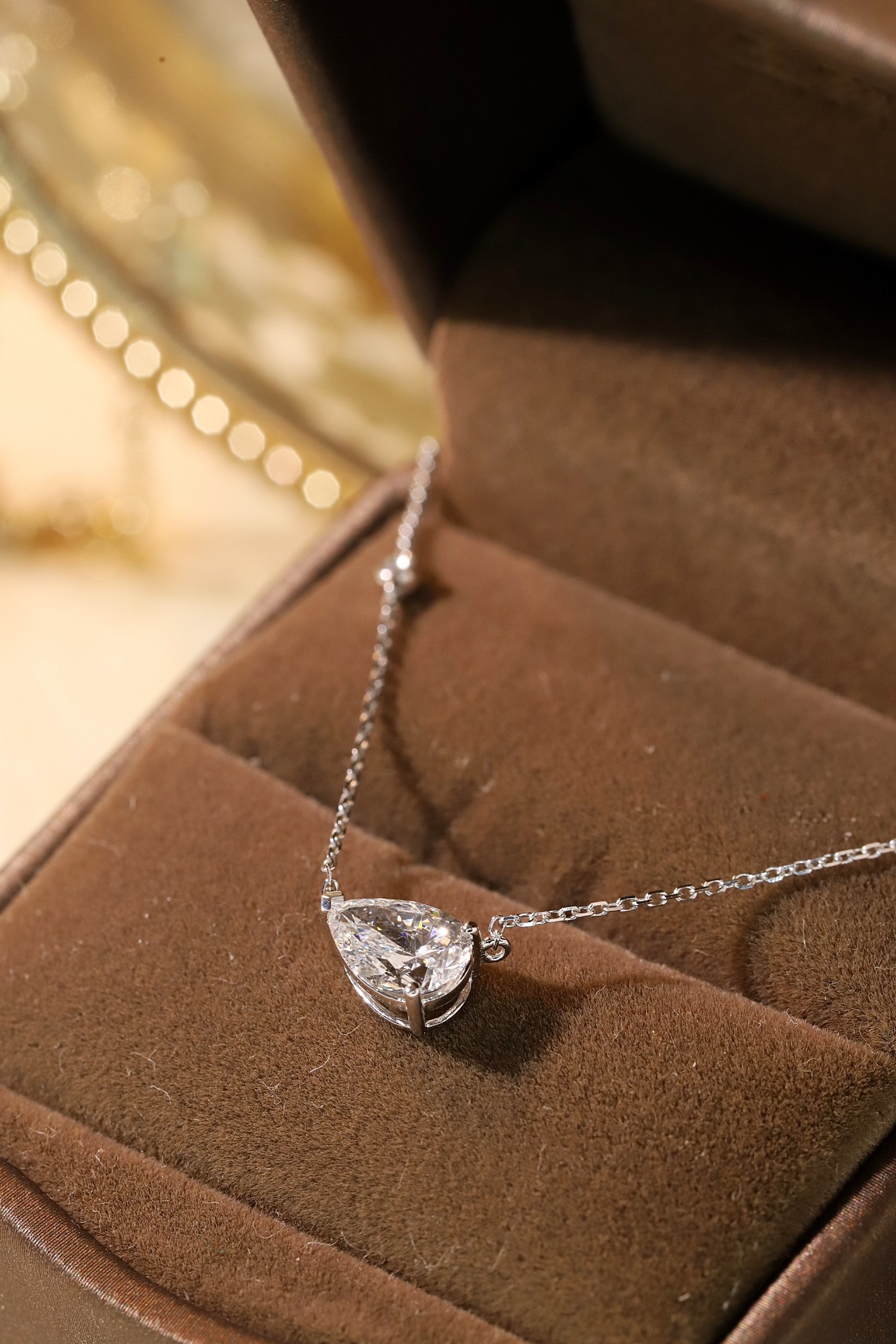 10k Gold Necklace with 1.10ct Laboratory-Grown Diamond in Teardrop Shape