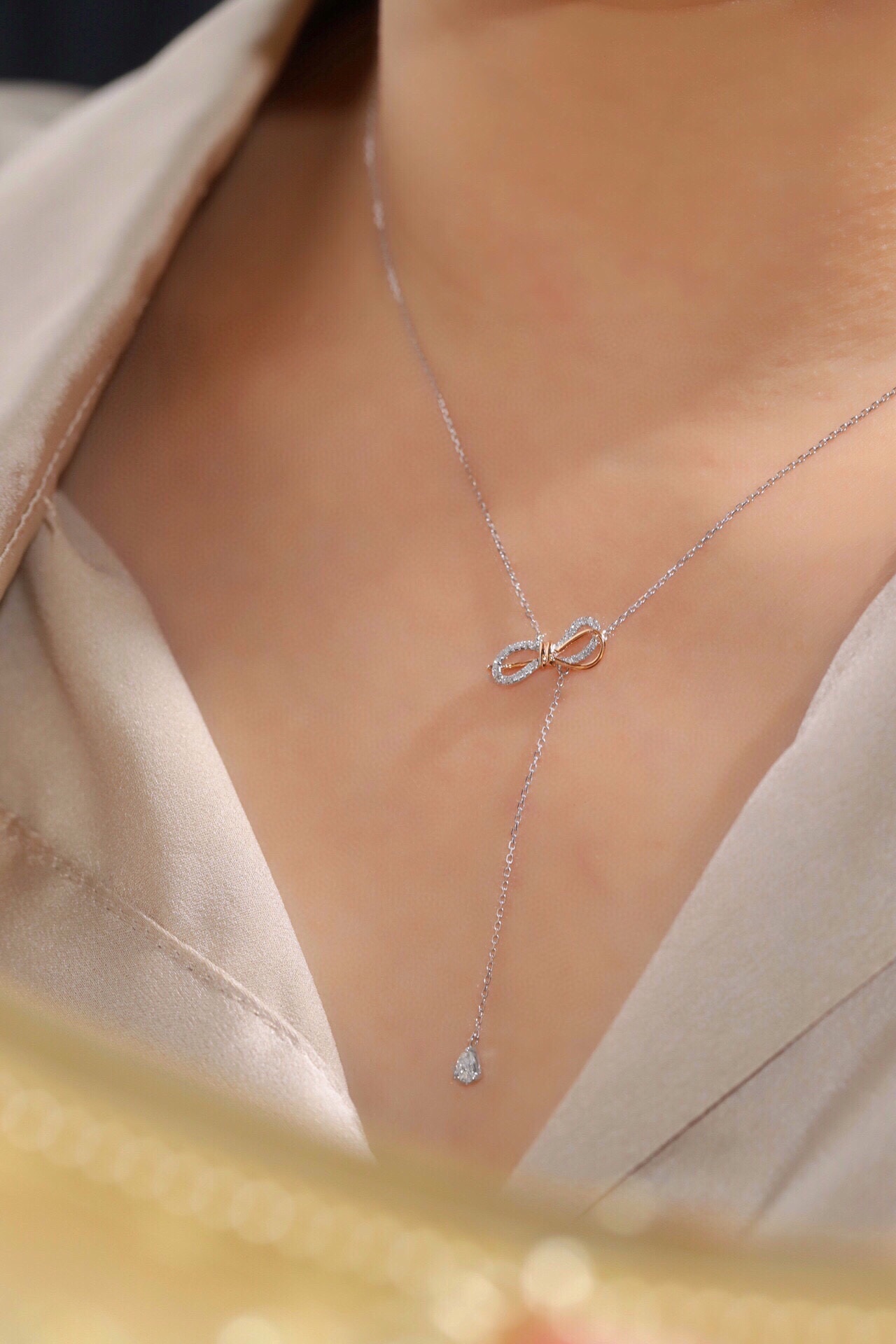 18k Gold Butterfly Necklace Set with 0.20ct Natural Diamond