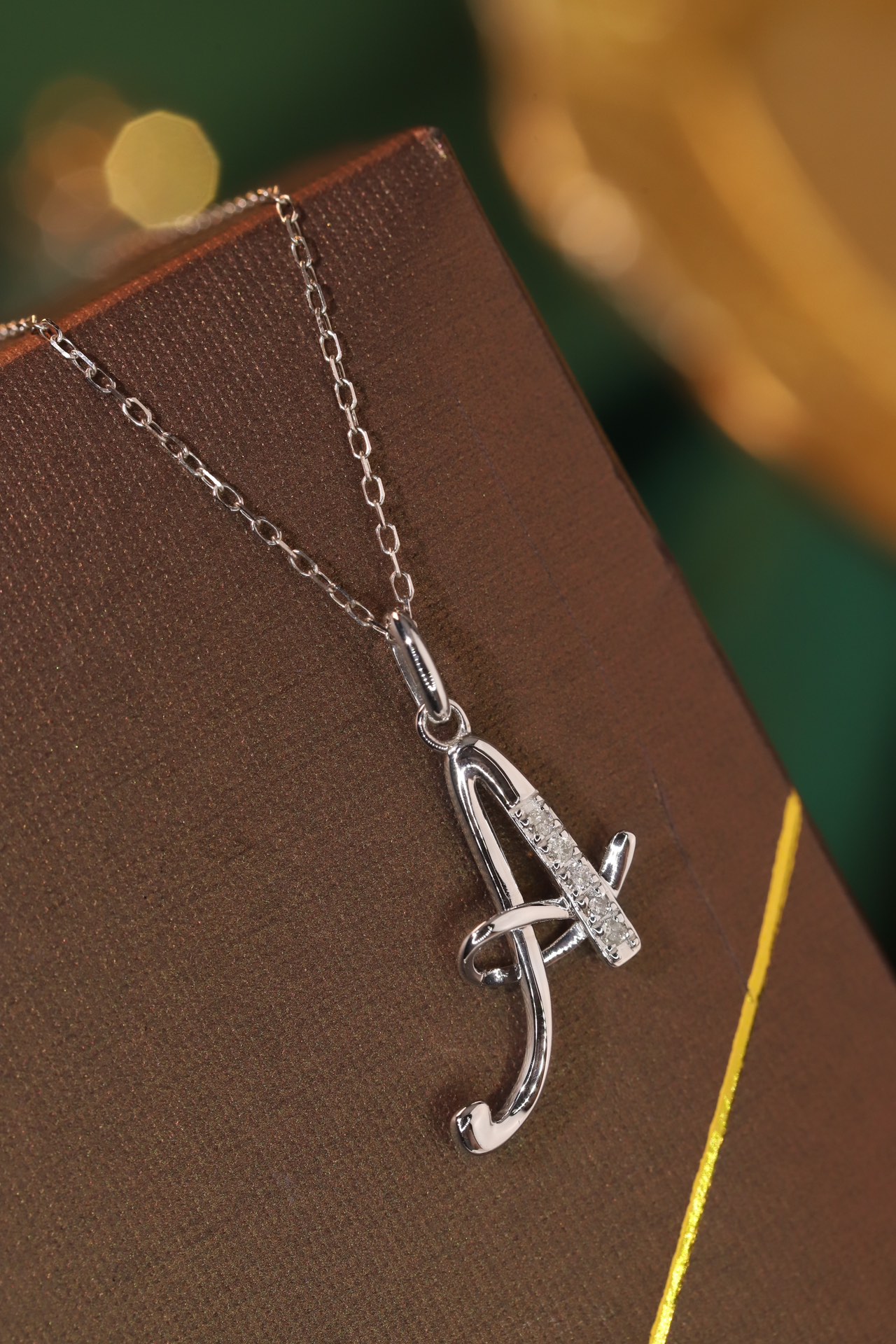 18k Gold Necklace with the Letter "A" Inlaid with 0.05ct Natural Diamond