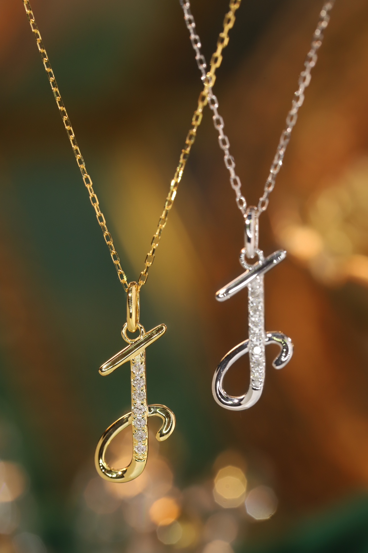 18k Gold Necklace with the Letter "J" Inlaid with 0.05ct Natural Diamond