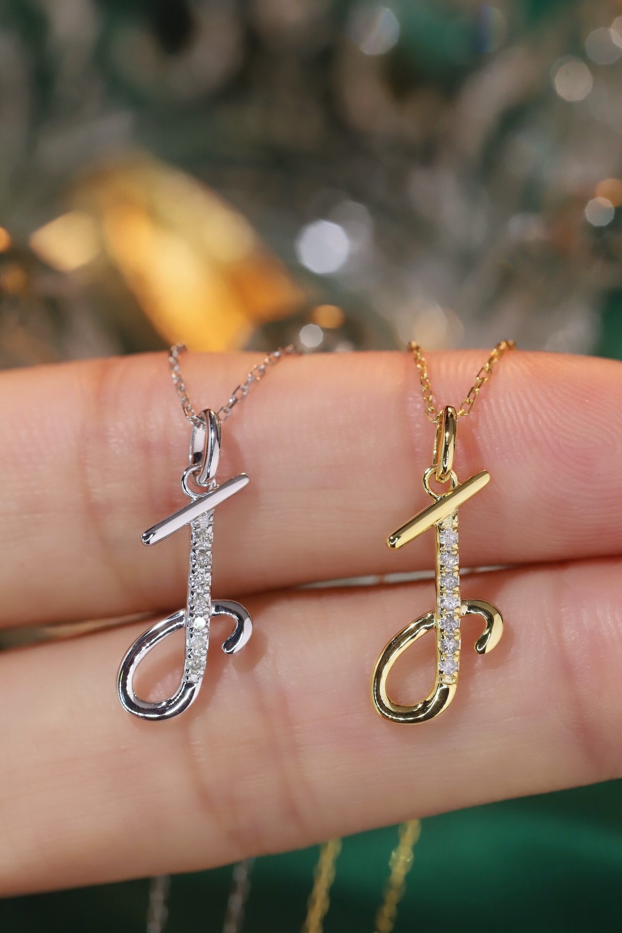 18k Gold Necklace with the Letter "J" Inlaid with 0.05ct Natural Diamond