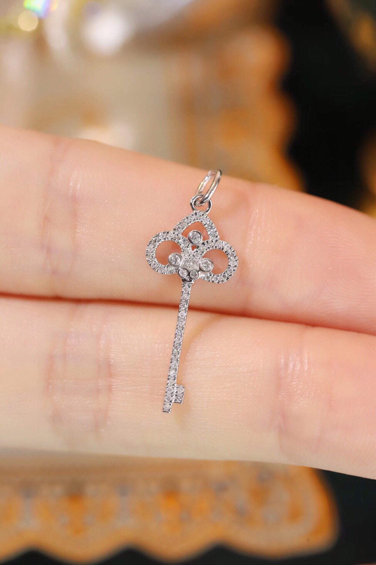 18k Gold Pendant in Key Shape, Inlaid with 0.15ct Natural Diamond (chain not included)