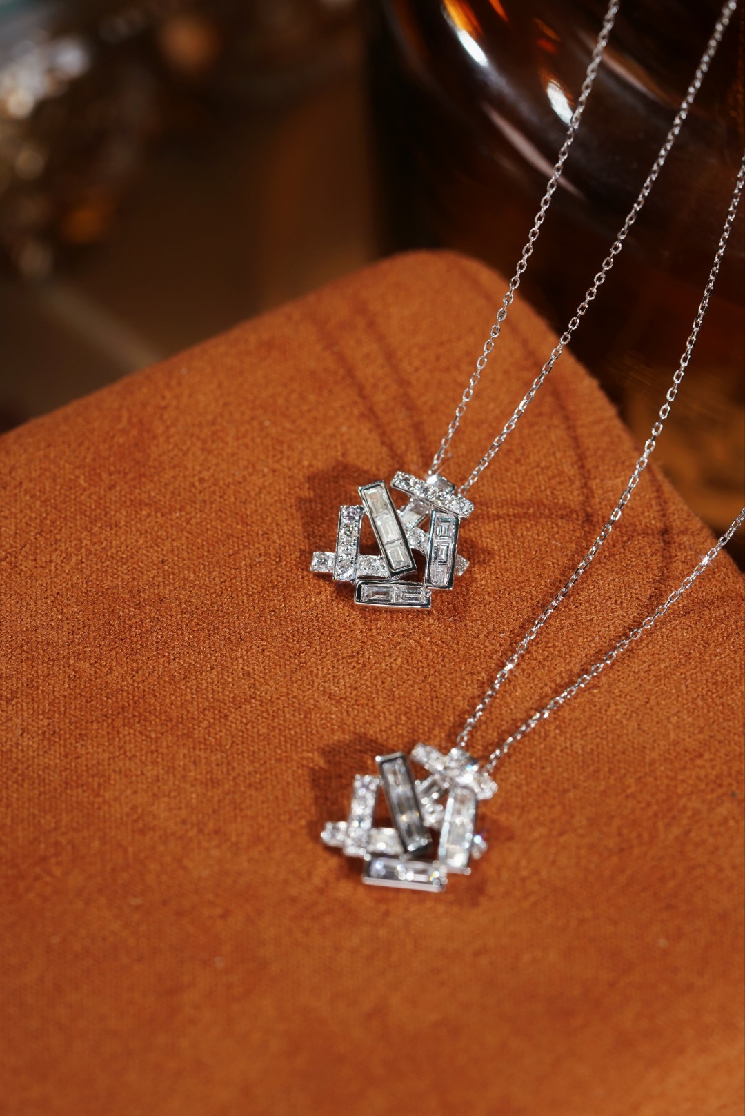 18k Gold Necklace with 0.55ct Natural Diamond