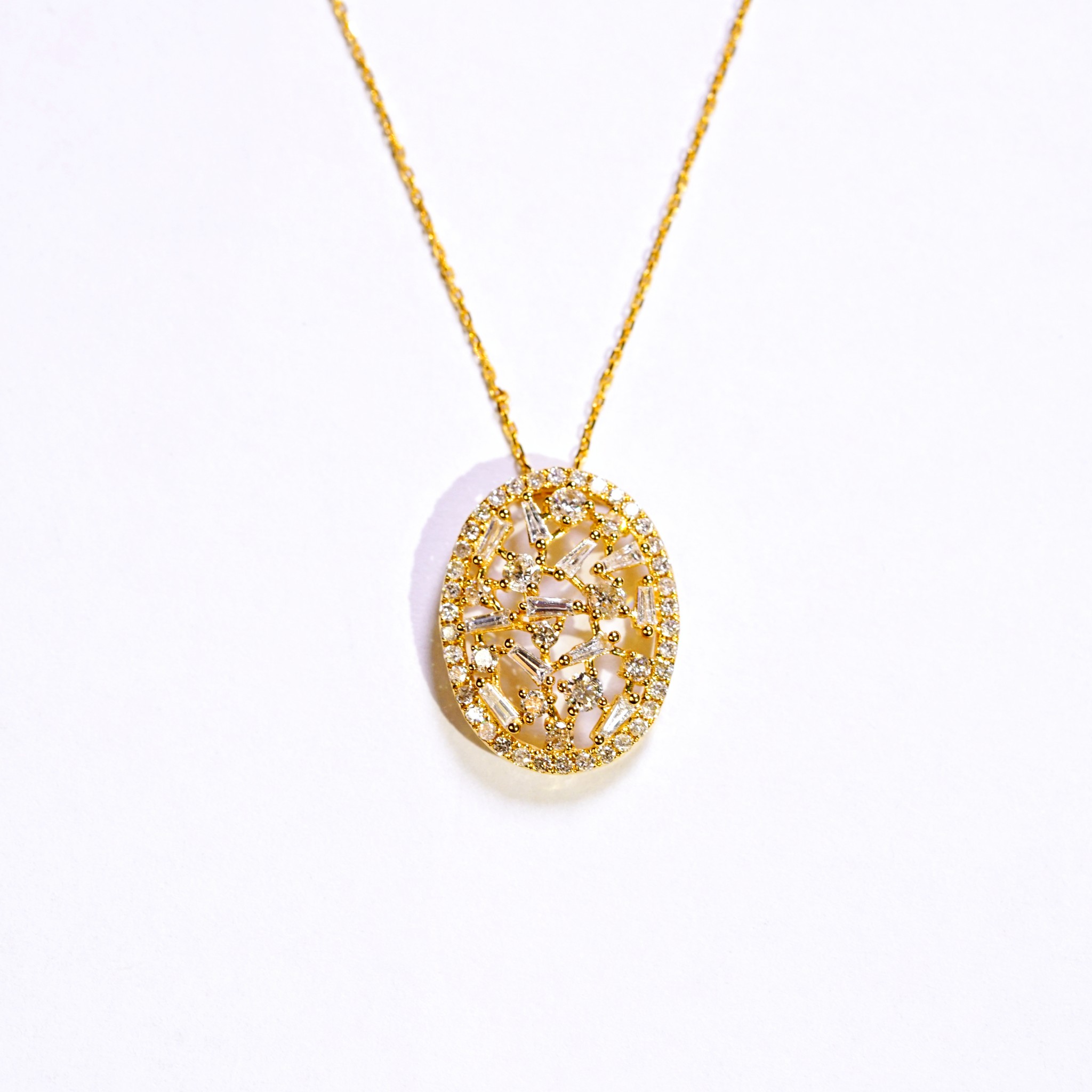 18k Gold Necklace with 0.70ct Natural Diamond