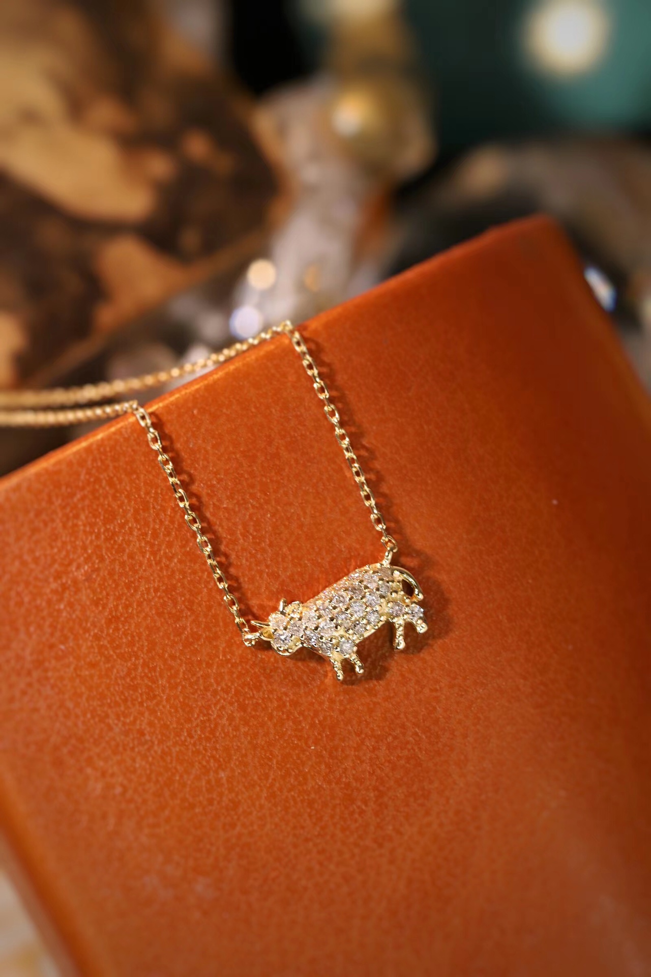 18k Gold Necklace, Chinese Cultural Elements Zodiac Series – Ox, Natural Diamond 0.15ct Chinese Zodiac