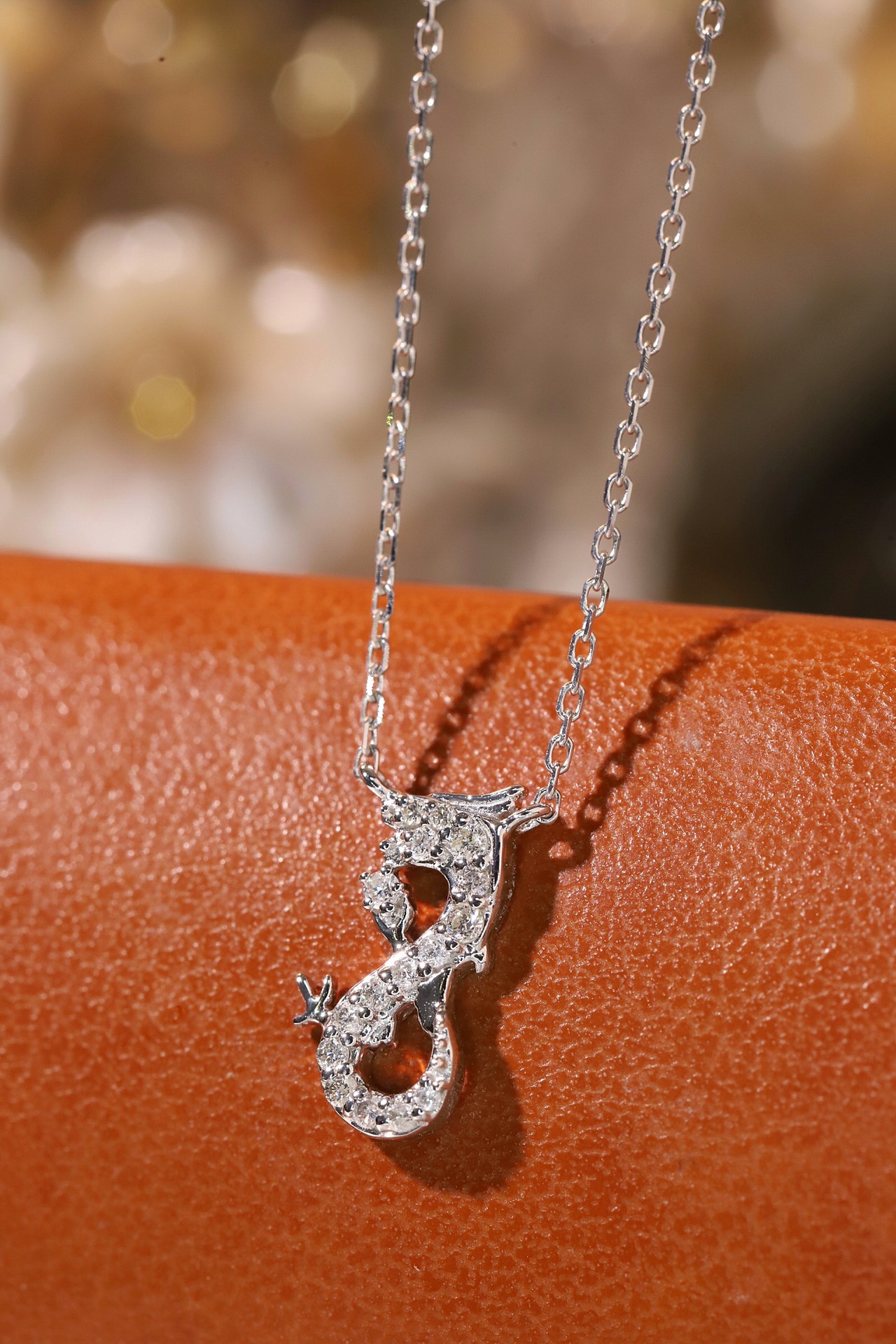 18k Gold Necklace, Chinese Cultural Elements Zodiac Series – Dragon, Natural Diamond 0.10ct Chinese Zodiac