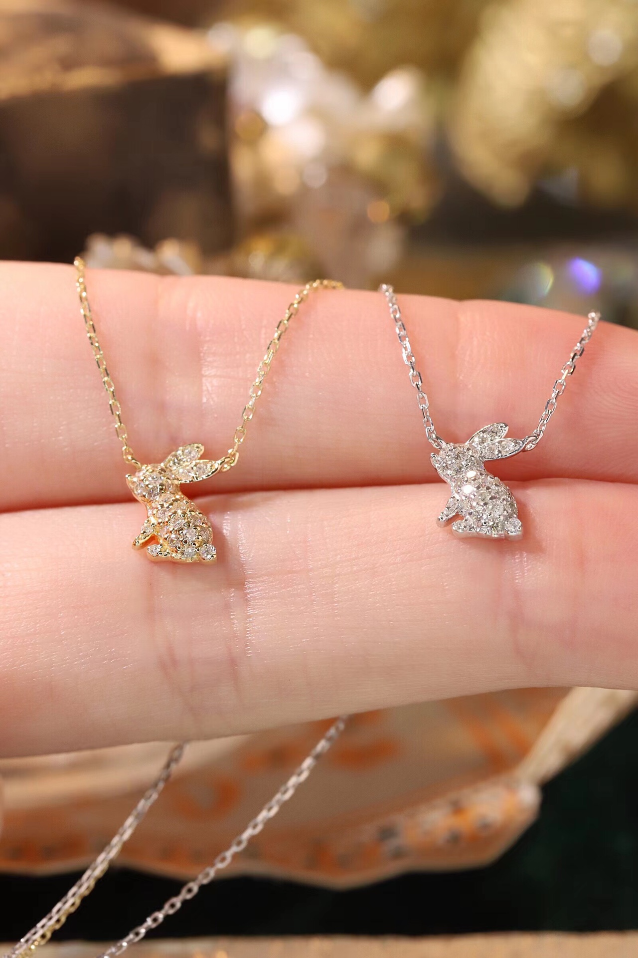 18k Gold Necklace, Chinese Cultural Elements Zodiac Series – Rabbit, Natural Diamond 0.10ct Chinese Zodiac