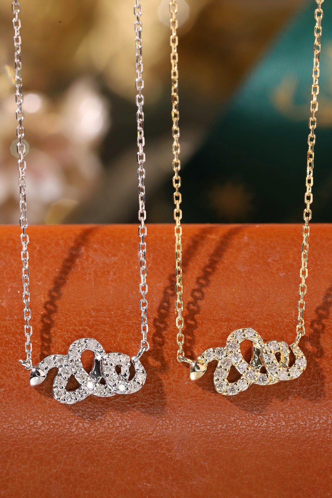 18k Gold Necklace, Chinese Cultural Elements Zodiac Series – Snake, Natural Diamond 0.12ct Chinese Zodiac