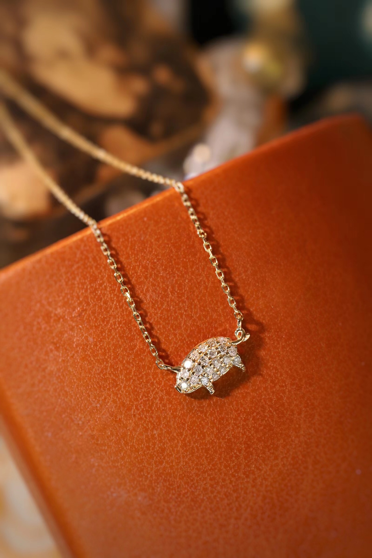 18k Gold Necklace, Chinese Cultural Elements Zodiac Series – Pig, Natural Diamond 0.12ct Chinese Zodiac
