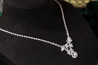18k Gold Necklace, Luxury Diamond Necklace with Full Circle Setting, Natural Diamonds totaling 2.50ct