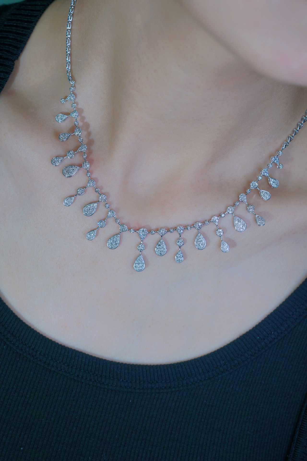 18k Gold Necklace, Luxury Semi-Circle Diamond Necklace with 2.70ct Natural Diamonds