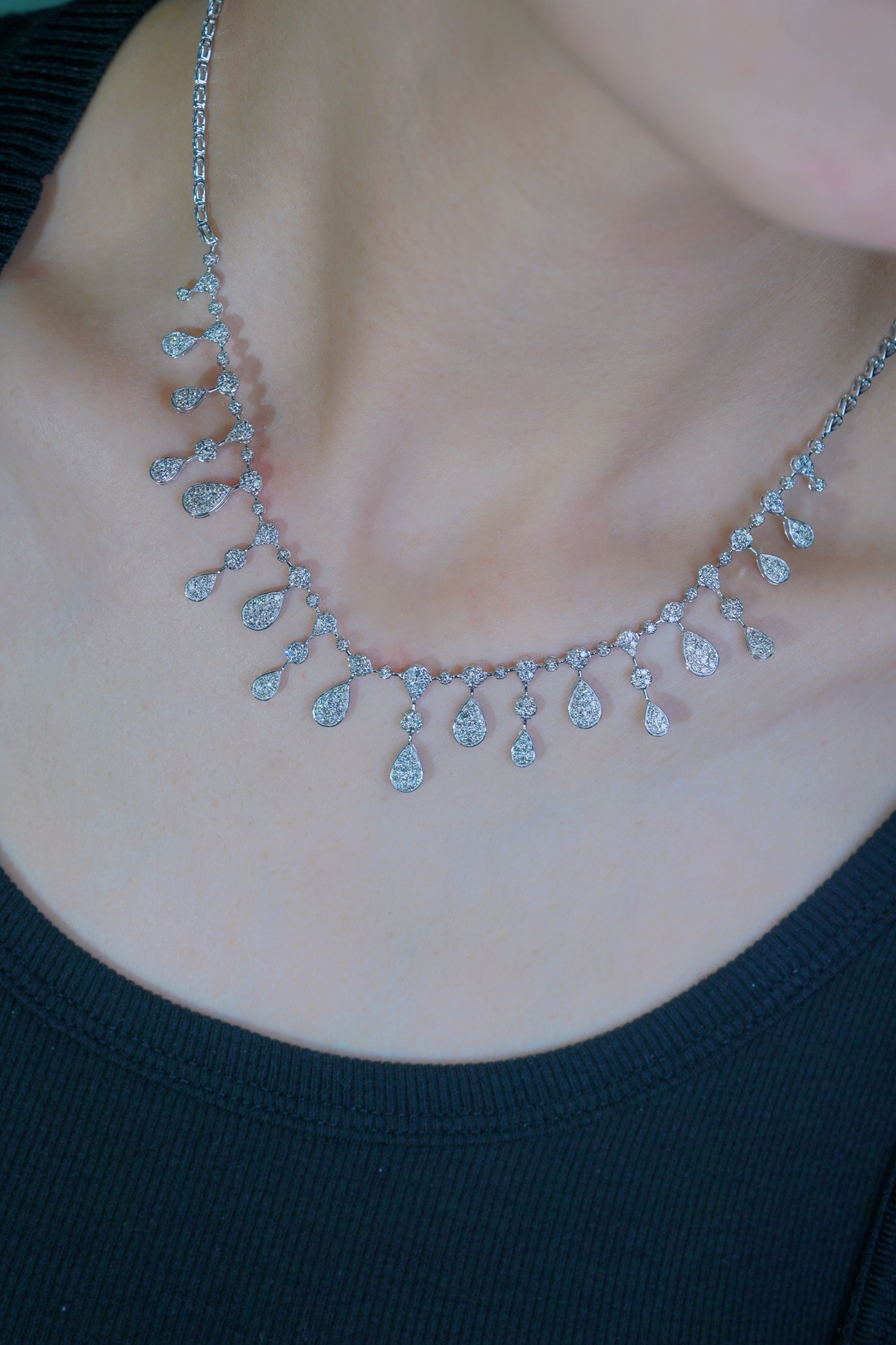 18k Gold Necklace, Luxury Semi-Circle Diamond Necklace with 2.70ct Natural Diamonds