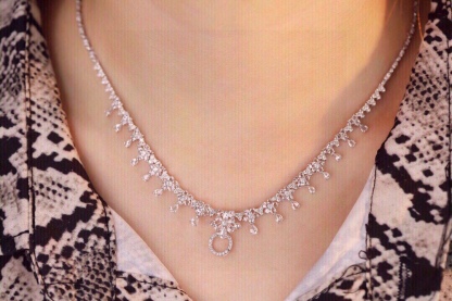 18k Gold Necklace with Luxury Diamond-Set Evening Gown Chain; Natural Diamonds totaling 5ct