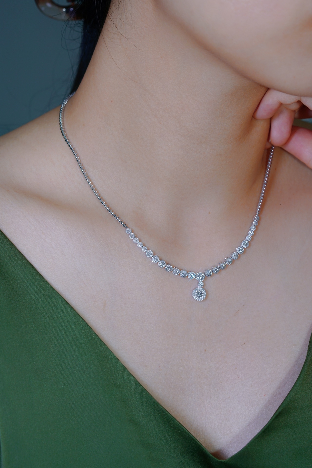 18k Gold Necklace, Luxury Semi-Circle Diamond Necklace with 1.70ct Natural Diamonds
