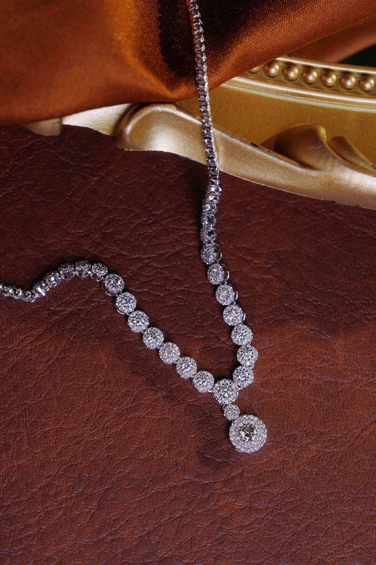 18k Gold Necklace, Luxury Semi-Circle Diamond Necklace with 1.70ct Natural Diamonds