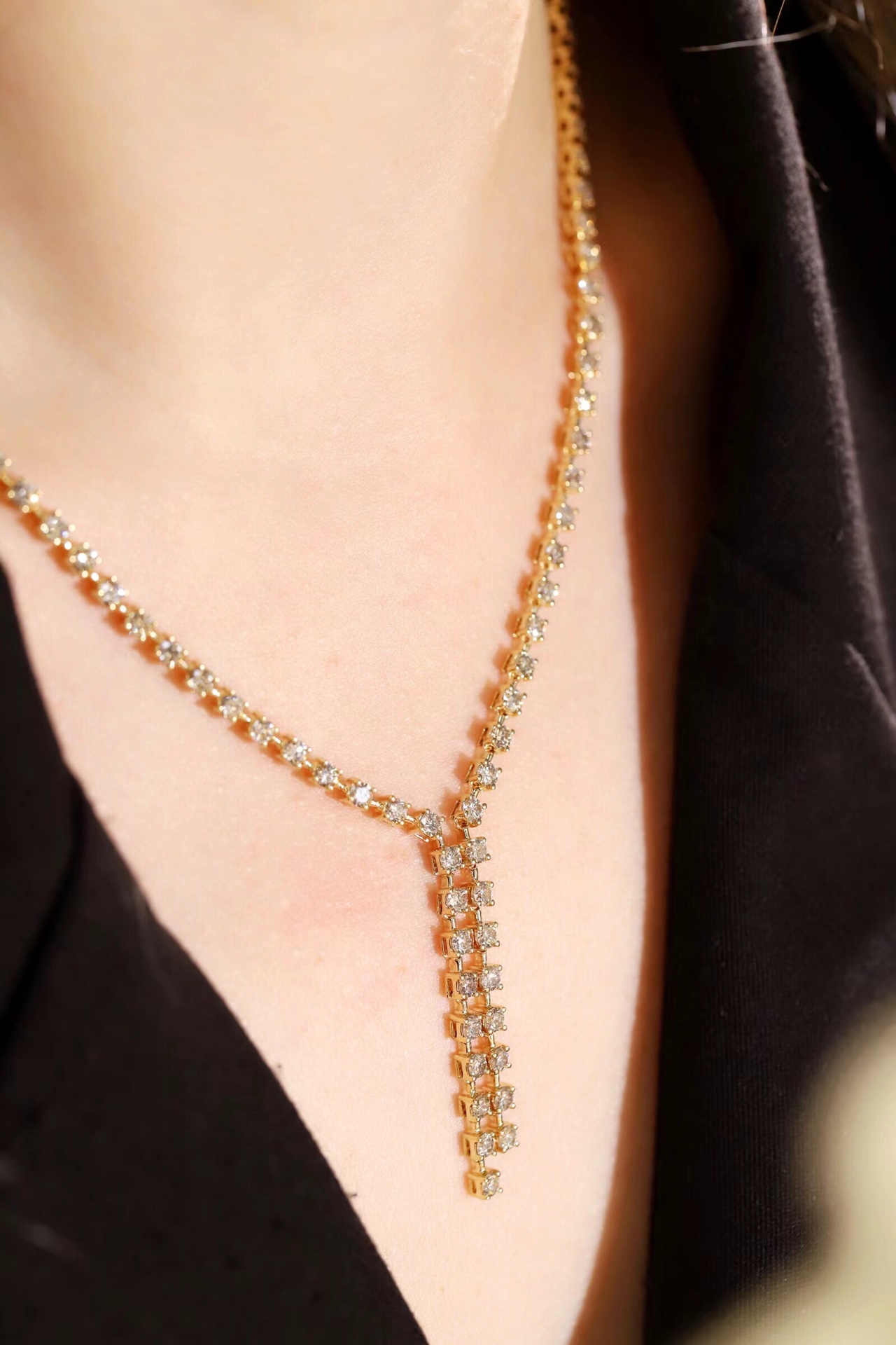 [Copy]18k Gold Necklace with Luxury Diamond-Set Evening Gown Chain; Natural Diamonds totaling 8ct