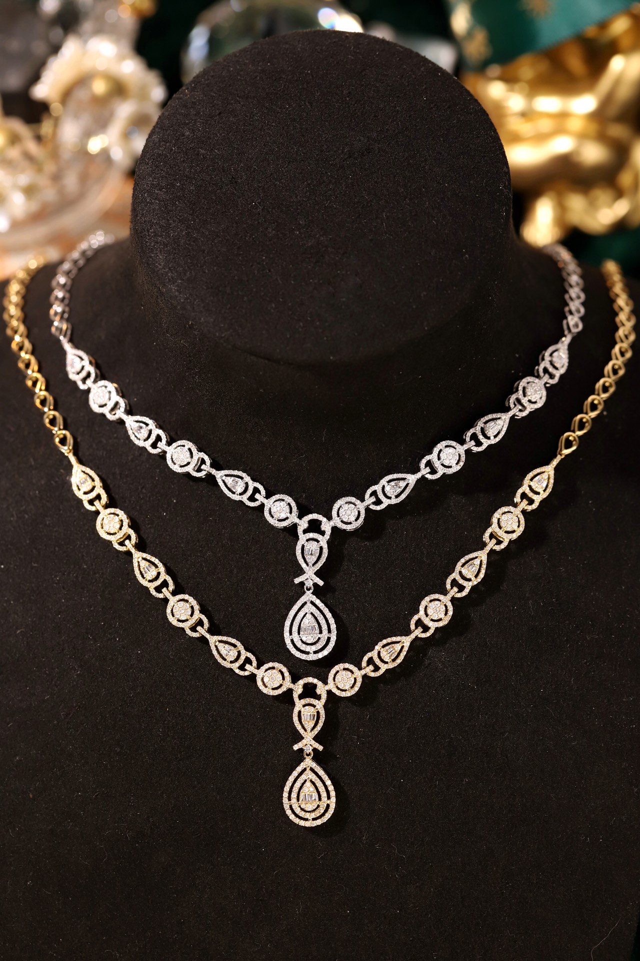18k Gold Necklace, Luxury Semi-Circle Diamond Necklace with 1.50ct Natural Diamonds
