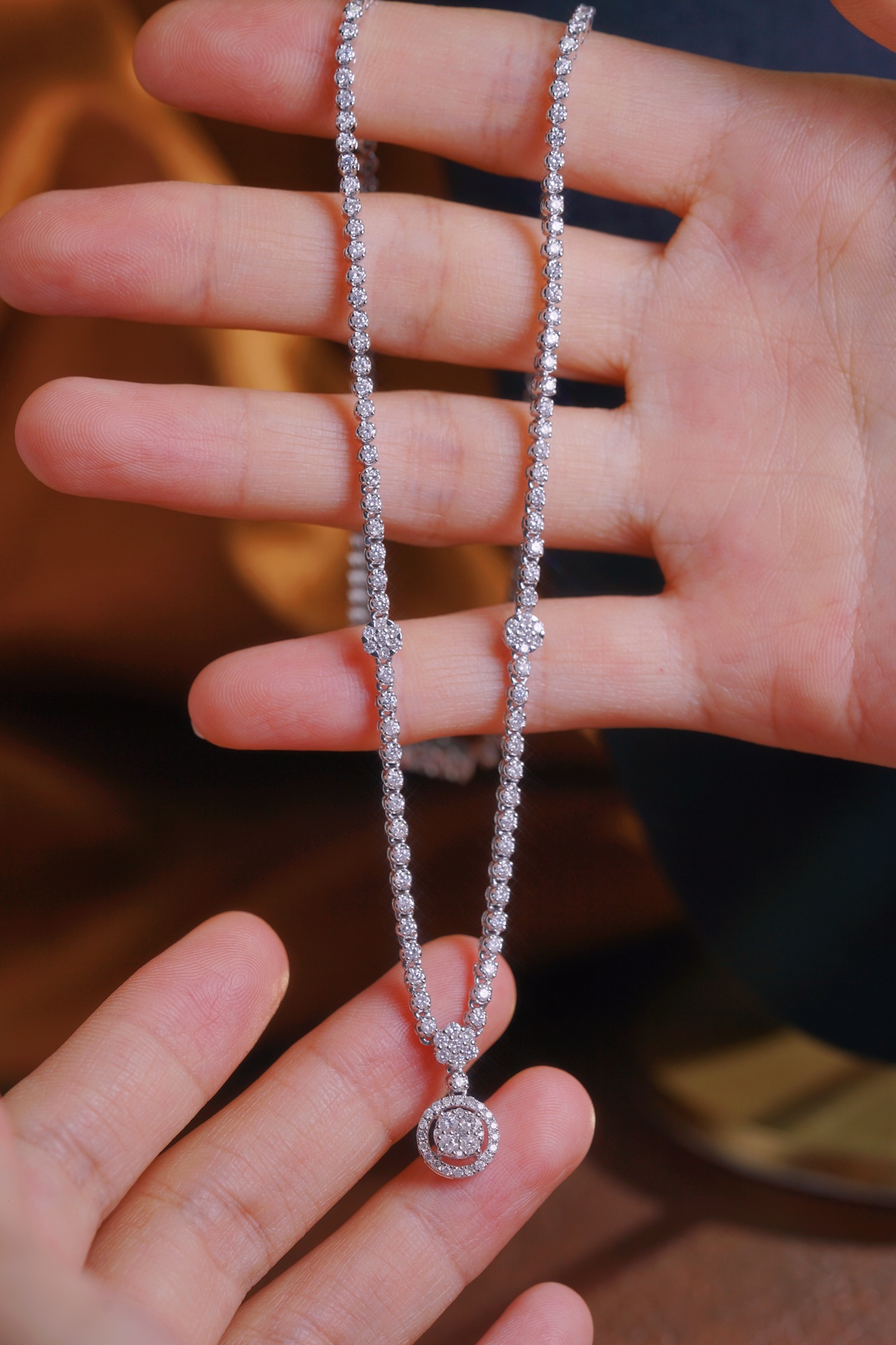 18k Gold Necklace with Luxury Diamond-Set Evening Gown Chain; Natural Diamonds totaling 3.3ct