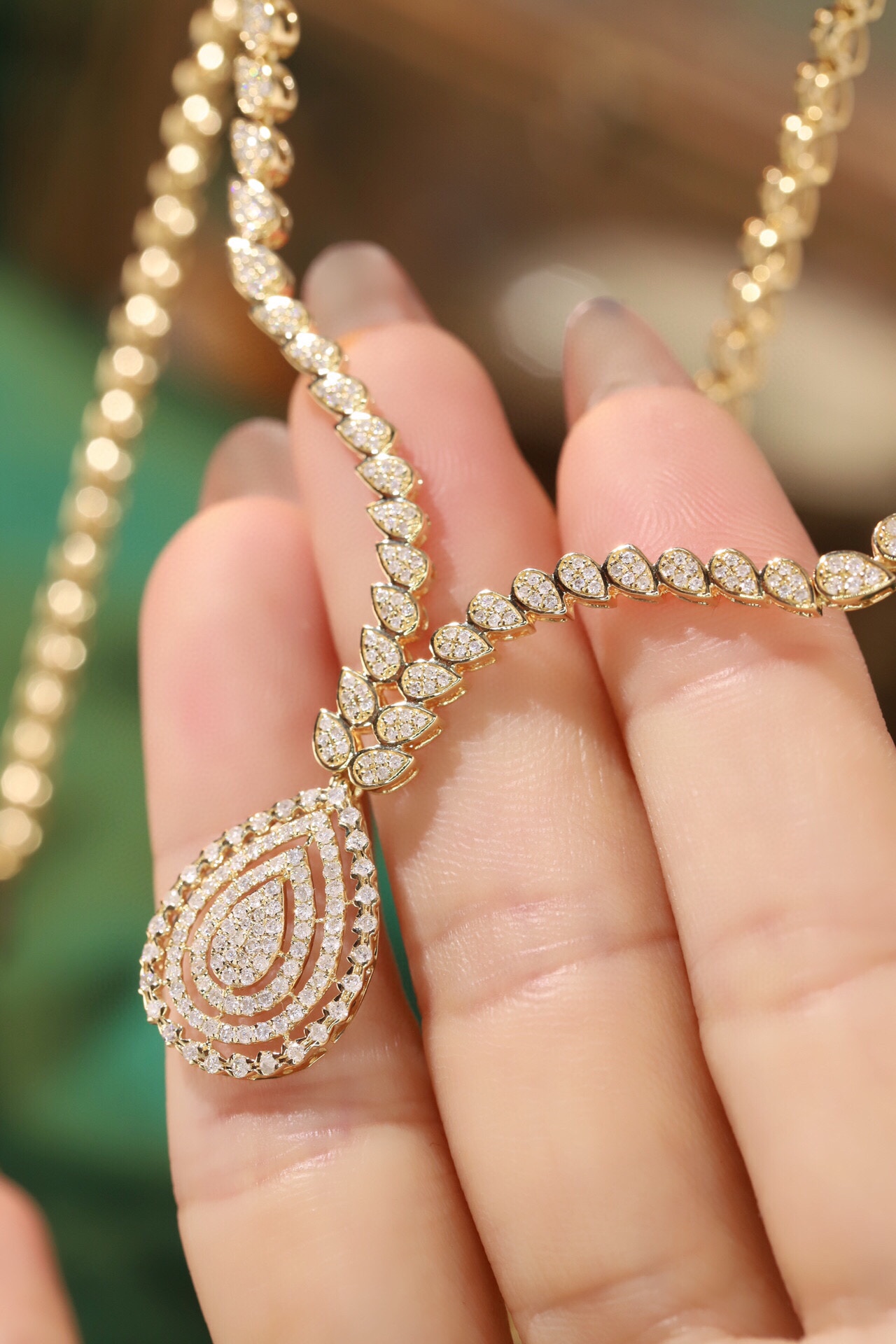 18k Gold Necklace, Luxury Semi-Circle Diamond Necklace with 2.20ct Natural Diamonds